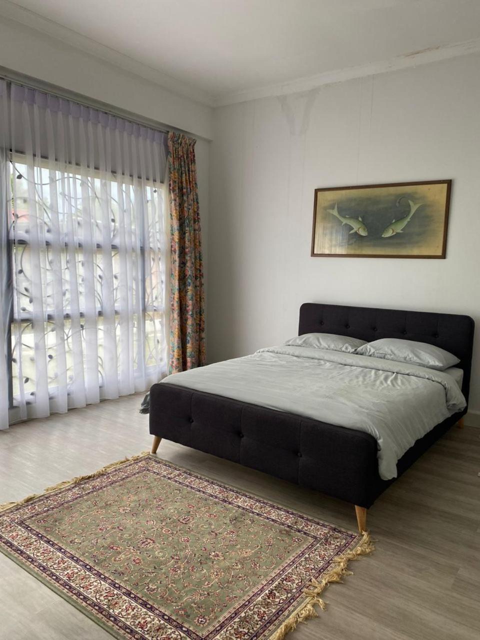 Karya Retreat Villa Kuching Exterior foto